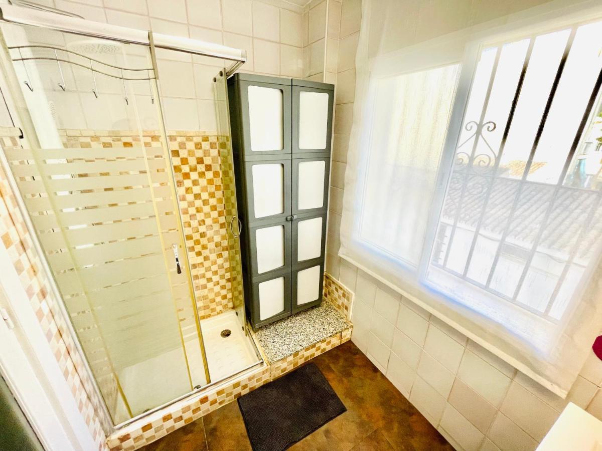 Bonito Apartamento Junto A Playa Centro فوينخيرولا المظهر الخارجي الصورة