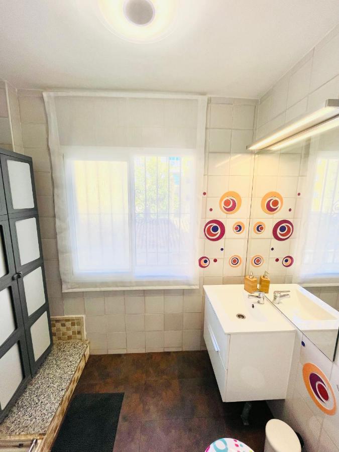 Bonito Apartamento Junto A Playa Centro فوينخيرولا المظهر الخارجي الصورة