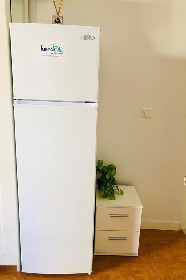 Bonito Apartamento Junto A Playa Centro فوينخيرولا المظهر الخارجي الصورة