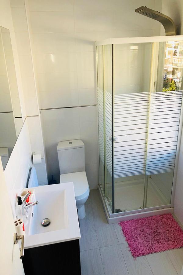 Bonito Apartamento Junto A Playa Centro فوينخيرولا المظهر الخارجي الصورة